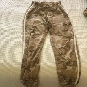 Acacia Tahoe sweatpants